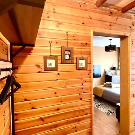 Cozy One Bedroom Apartment In The City Center Mazeikiai Exterior photo